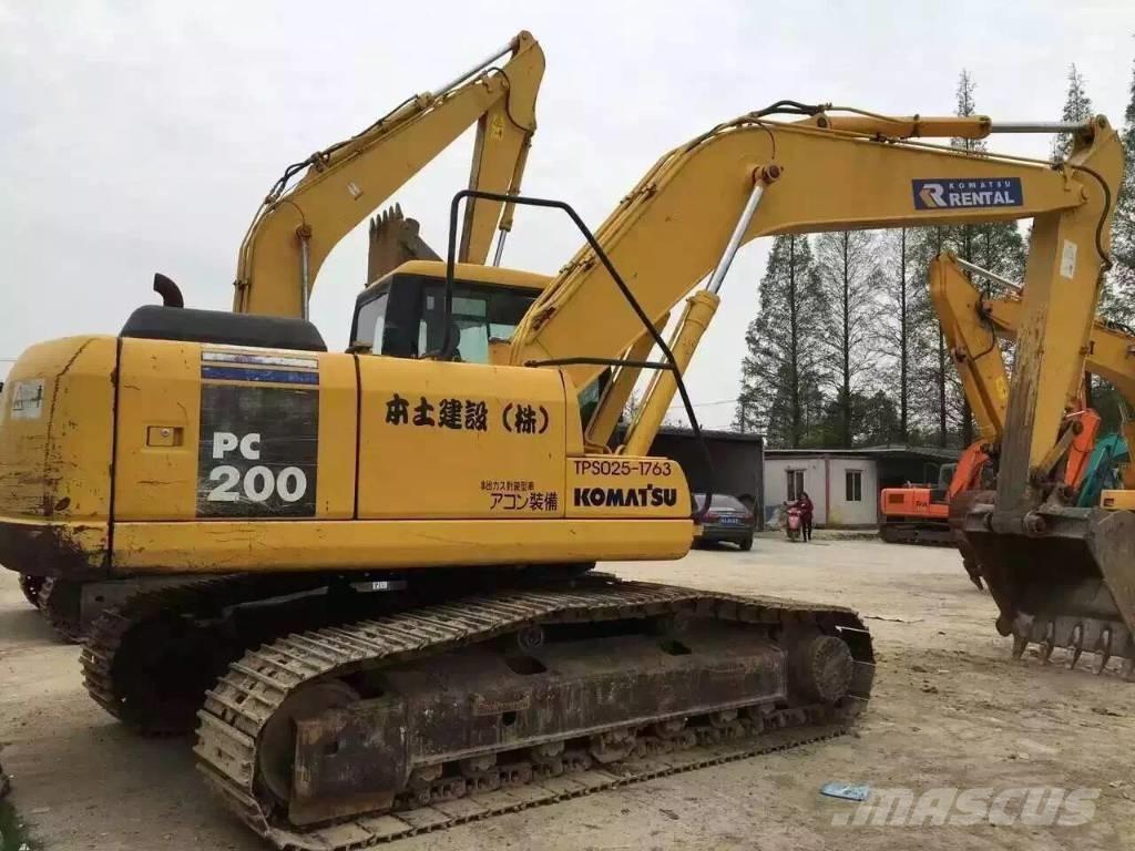 Komatsu pc200-7 Гусеничные экскаваторы