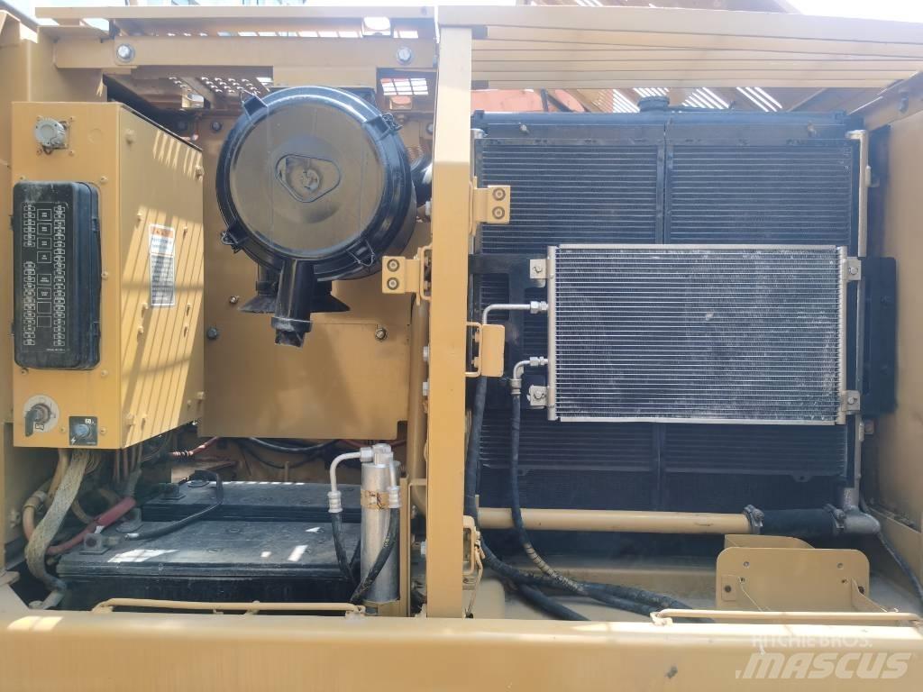 CAT 320 C L Гусеничные экскаваторы
