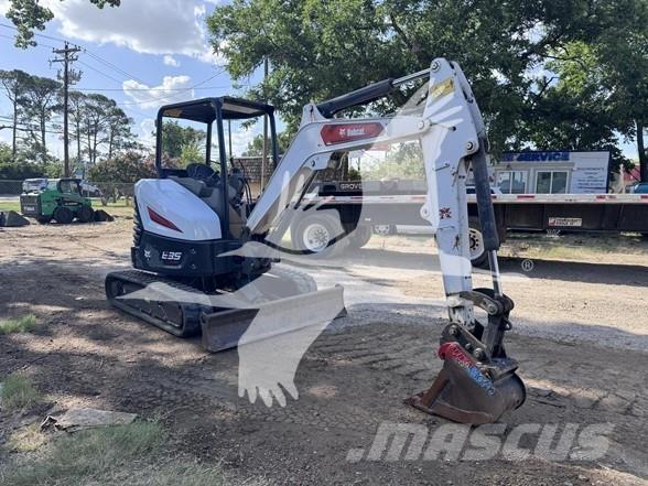 Bobcat E35i Мини-экскаваторы