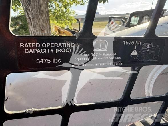 Bobcat T770 Мини-погрузчики