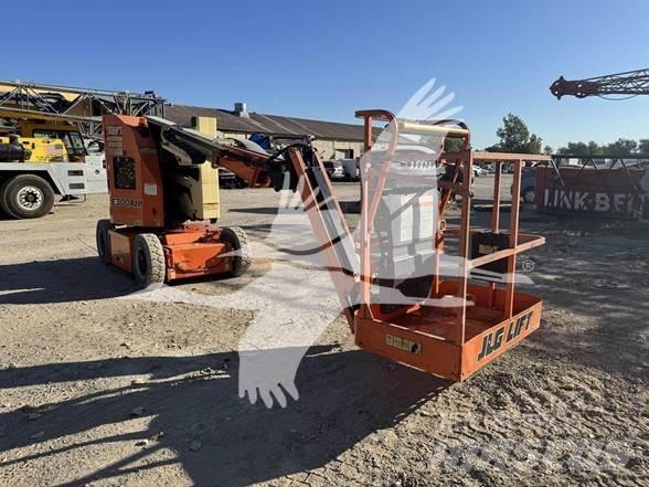 JLG E300AJP Коленчатые подъемники