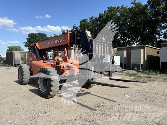 SkyTrak 8042 Телескопические погрузчики