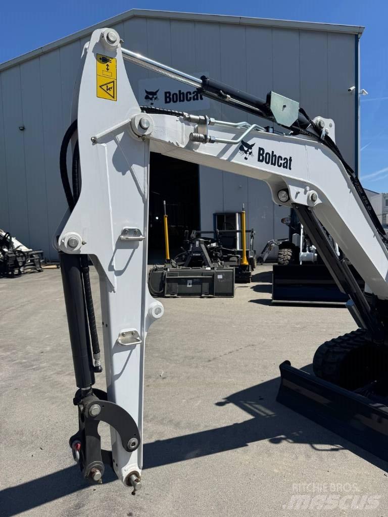 Bobcat E35z Мини-экскаваторы