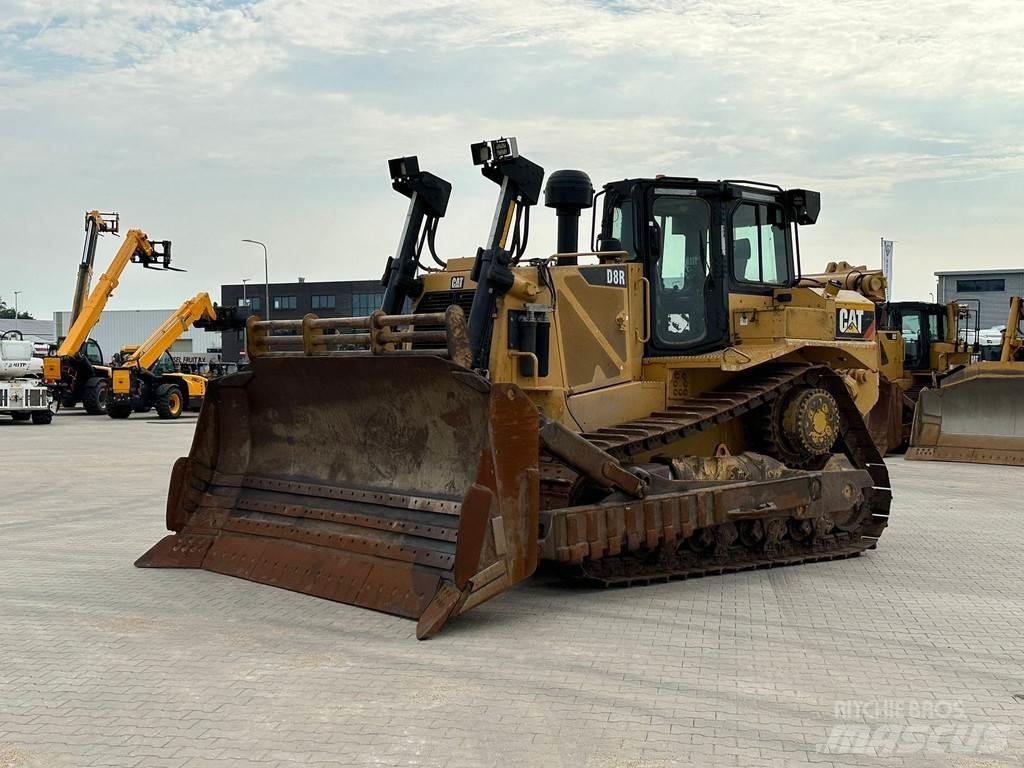 CAT D8R Гусеничные бульдозеры
