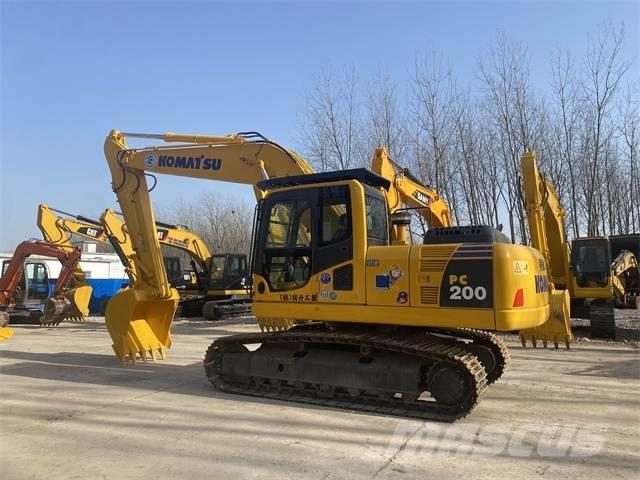 Komatsu PC 200-8N1 Гусеничные экскаваторы