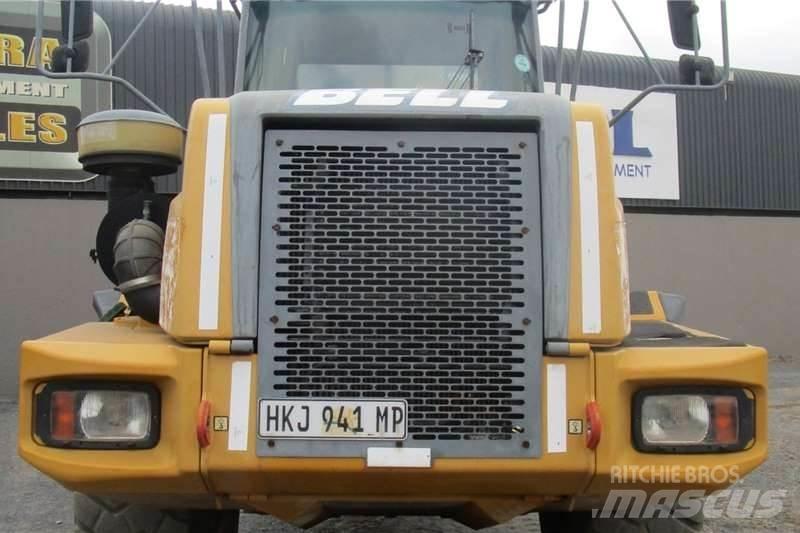 Bell B30D 22000L Специальные грузовики