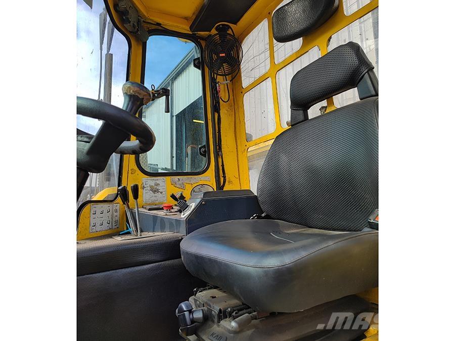 Combilift C4000 4-x ходовые ричтраки