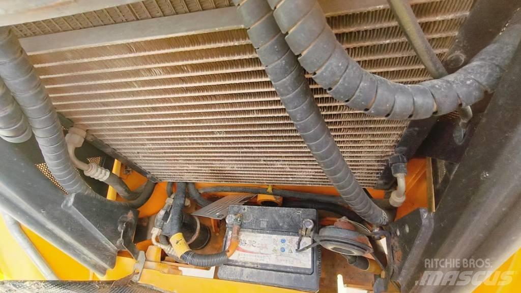 JCB 3 CX Экскаваторы-погрузчики