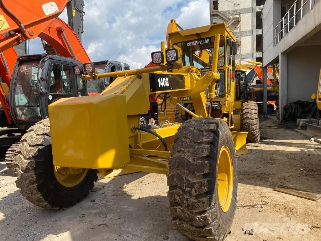 CAT 140 G Грейдеры