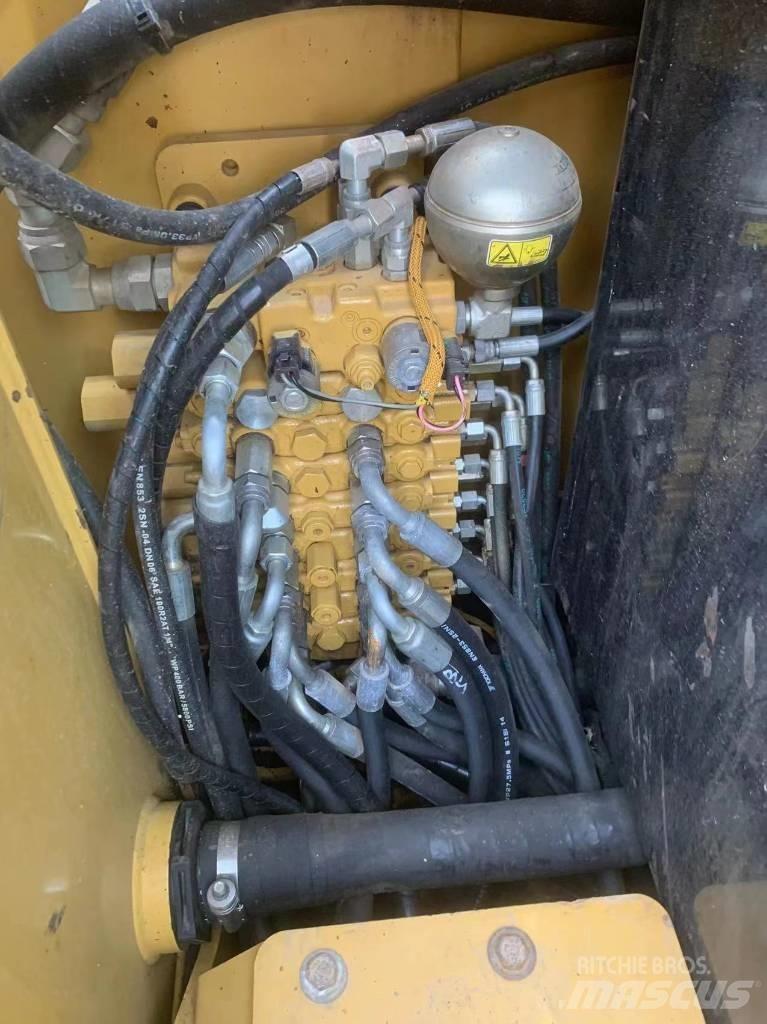 CAT 306E2 Гусеничные экскаваторы