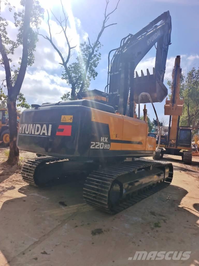 Hyundai HX220HD Гусеничные экскаваторы