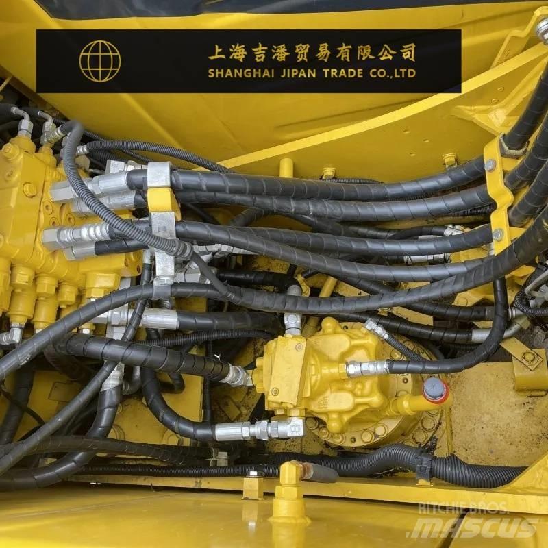 Komatsu PC 120 Гусеничные экскаваторы