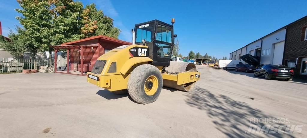 CAT CS 533 Грунтовые катки