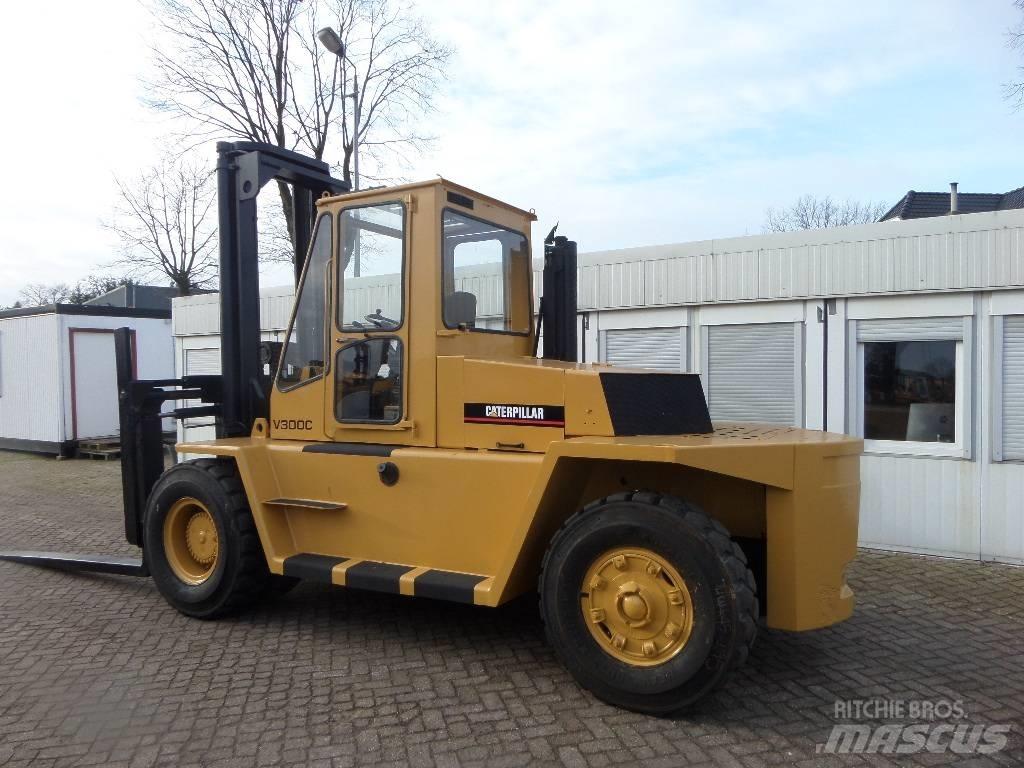 CAT V 300 C Дизельные погрузчики