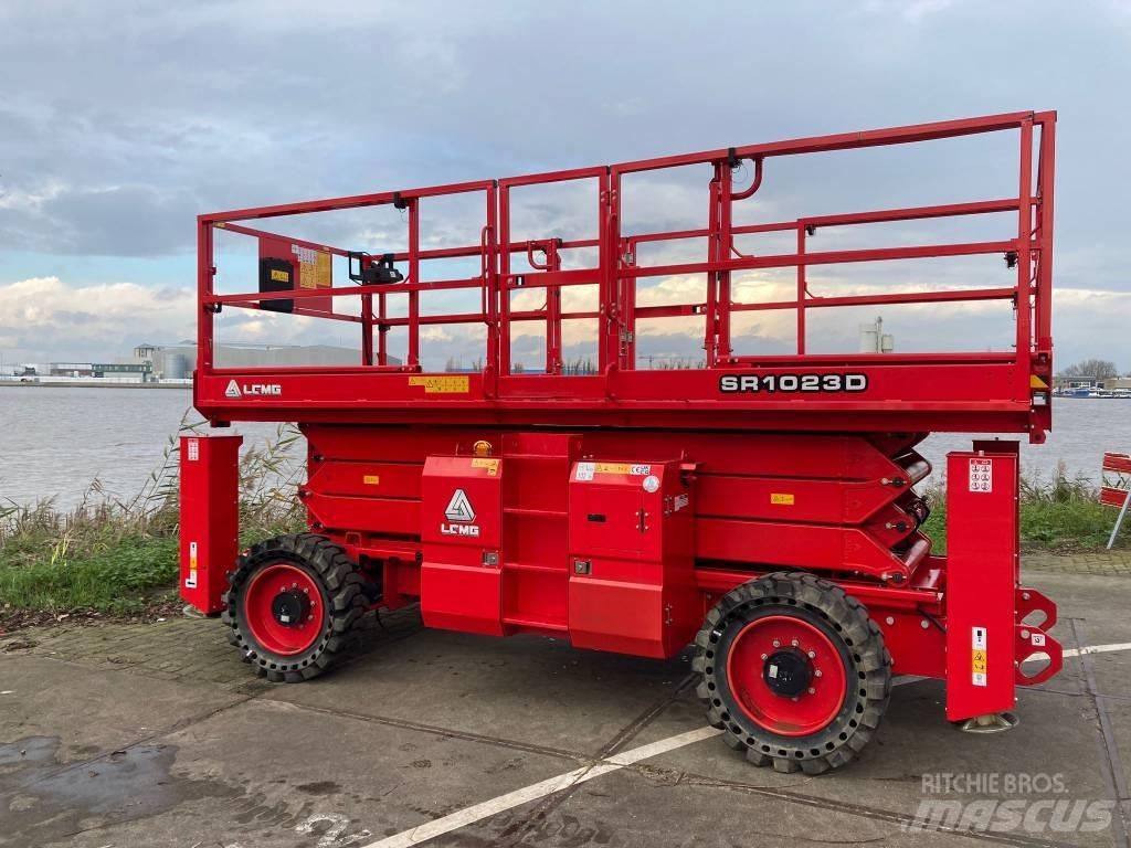 LGMG SR1023D Ножничные подъемники