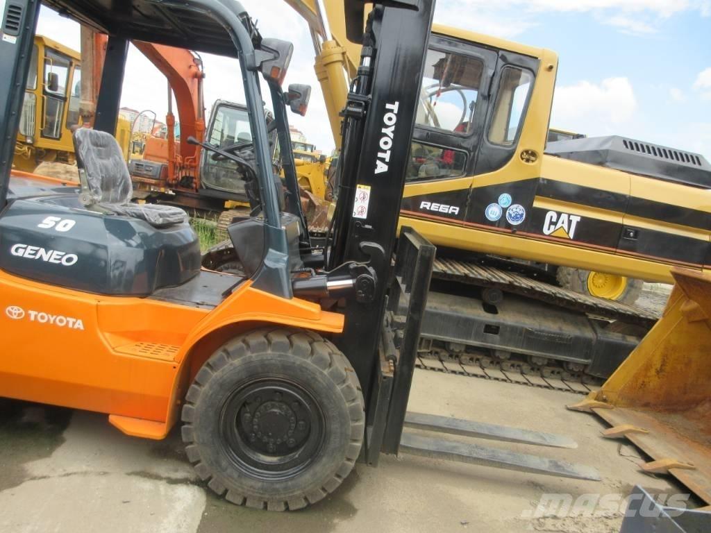 Toyota FD 30 Дизельные погрузчики