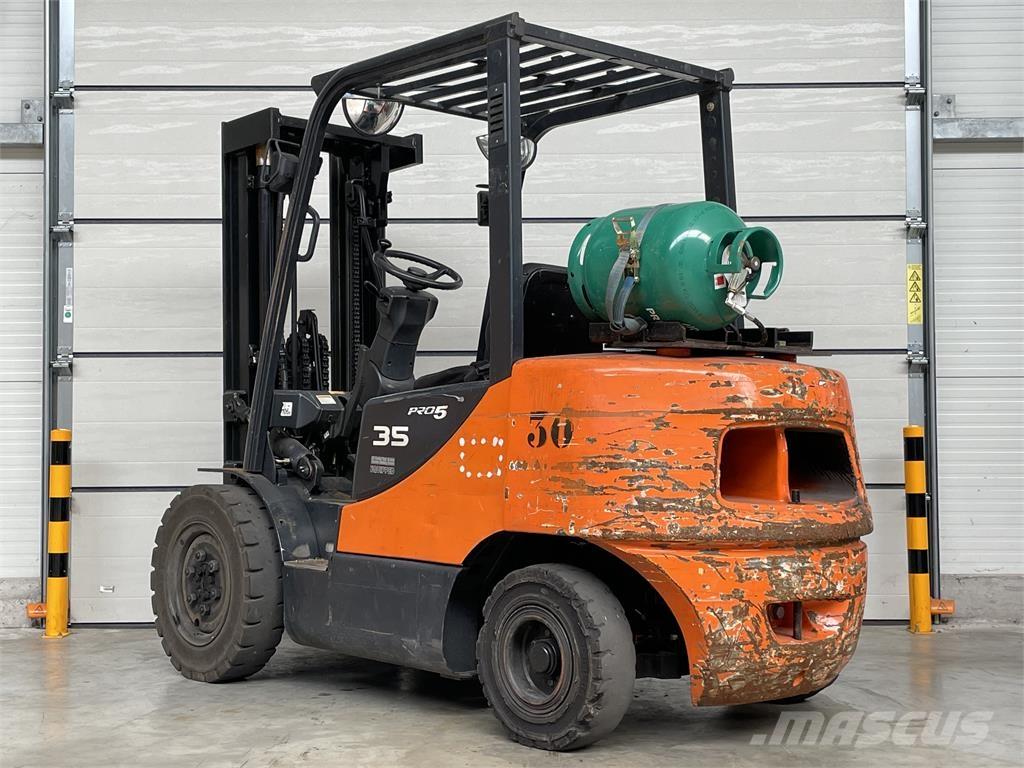 Doosan G35C-5 Газовые погрузчики