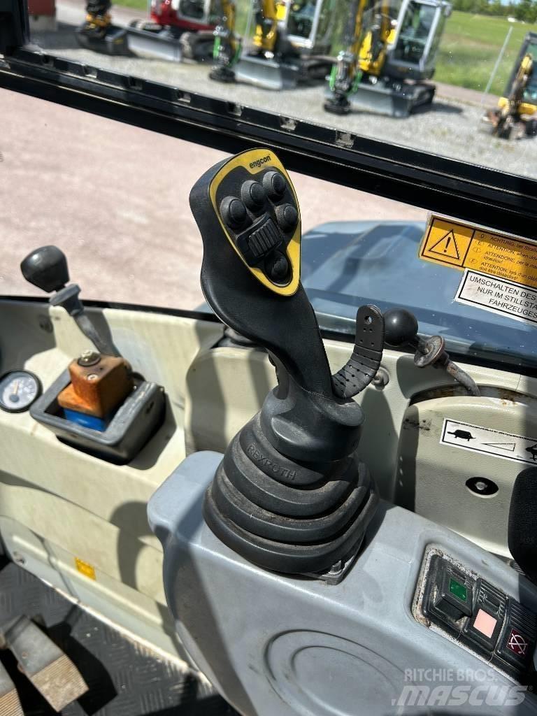 Wacker Neuson 6503 Колёсные экскаваторы