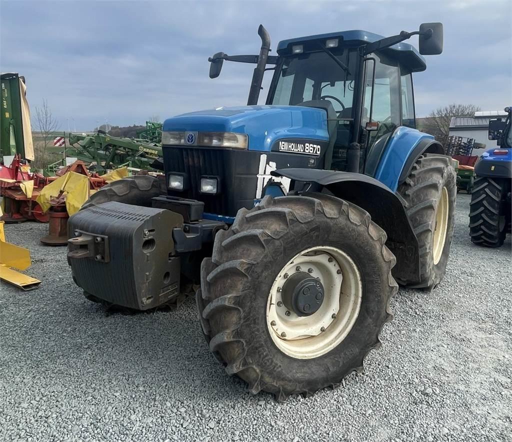 New Holland 8670 Трактора