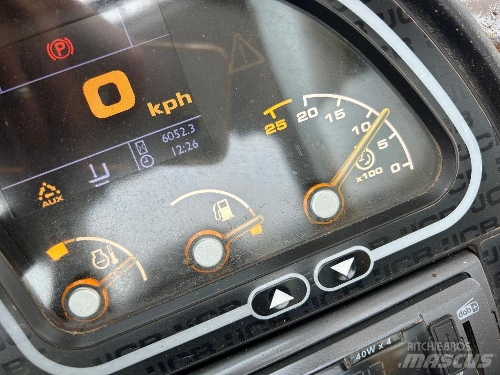 JCB 540-140 Sway / AC Телескопические погрузчики