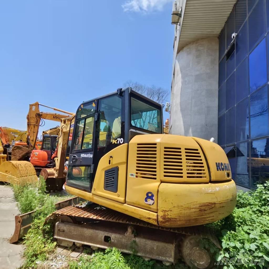 Komatsu PC 70 Гусеничные экскаваторы