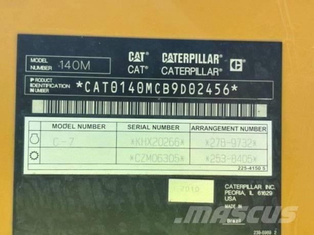 CAT 140 M Грейдеры