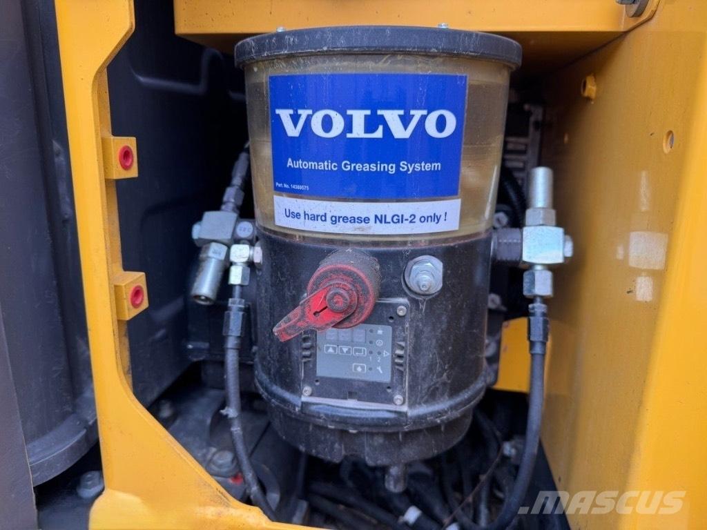 Volvo EW 160 E Колёсные экскаваторы