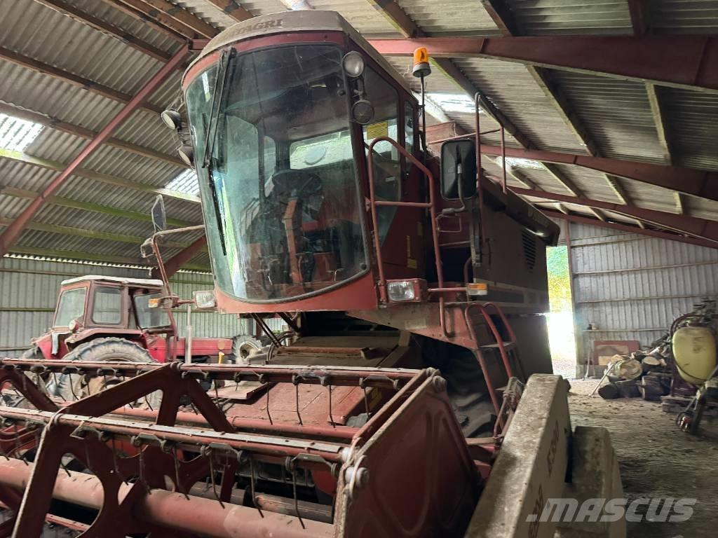 Laverda 3500 Зерноуборочные комбайны