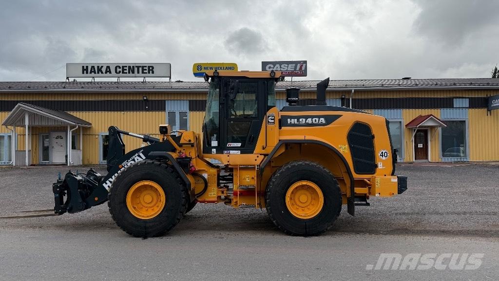 Hyundai HL 940 Фронтальные погрузчики
