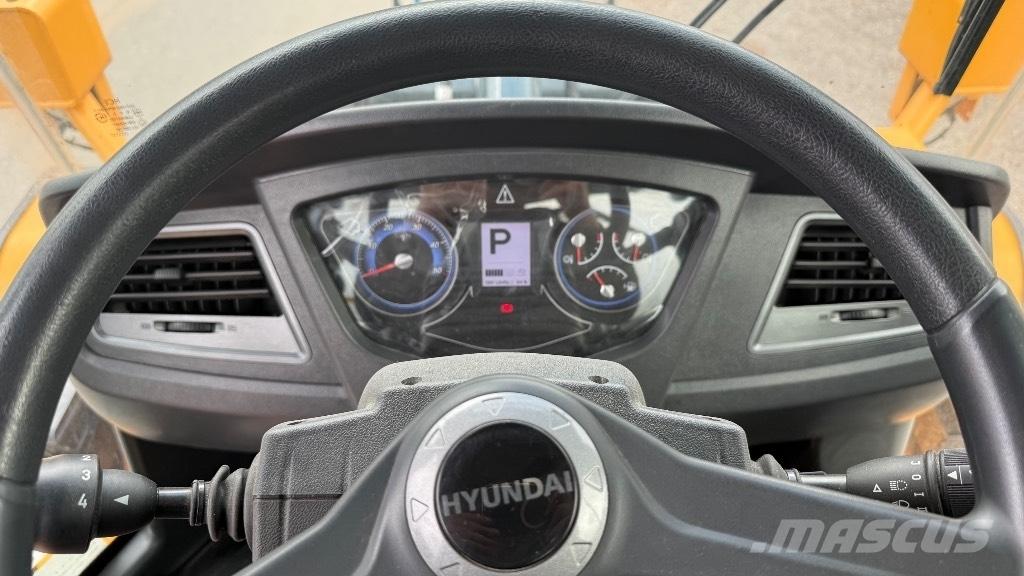 Hyundai HL 940 Фронтальные погрузчики