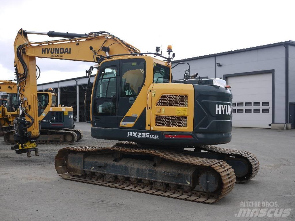 Hyundai HX 235 LCR Гусеничные экскаваторы