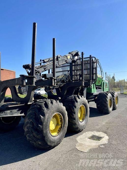 John Deere 1910 E Форвардеры