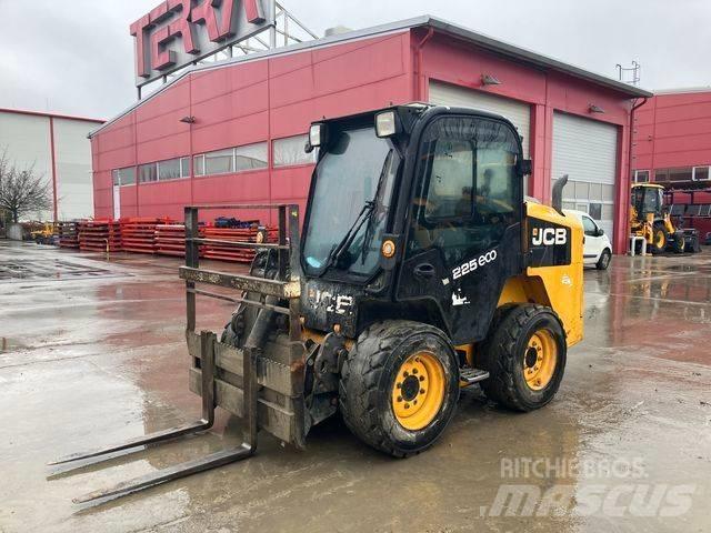 JCB 225 Мини-погрузчики