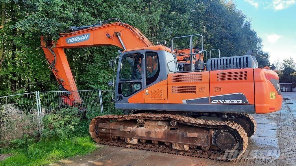 Doosan DX 300 LC-5 Гусеничные экскаваторы
