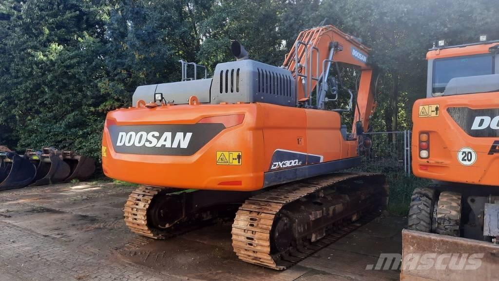 Doosan DX 300 LC-5 Гусеничные экскаваторы