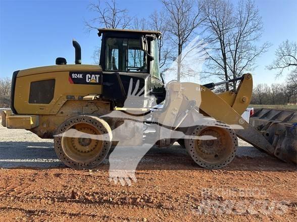 CAT 924K Фронтальные погрузчики