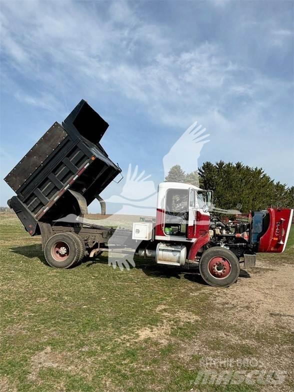 Peterbilt 357 Грузовики-Самосвалы