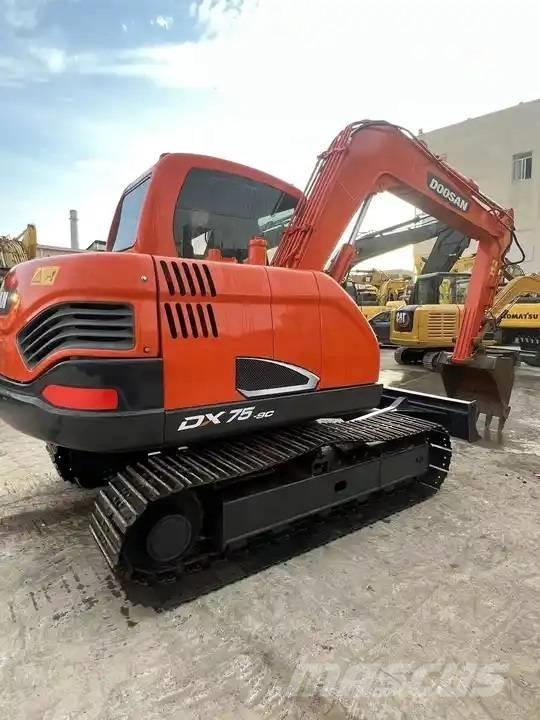 Doosan DX75-9C Малые экскаваторы 7т-12т
