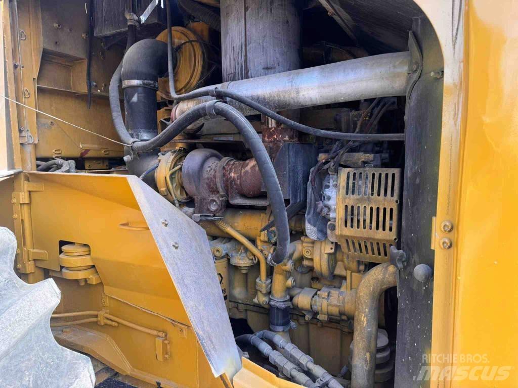 CAT RM 300 Ресайклеры