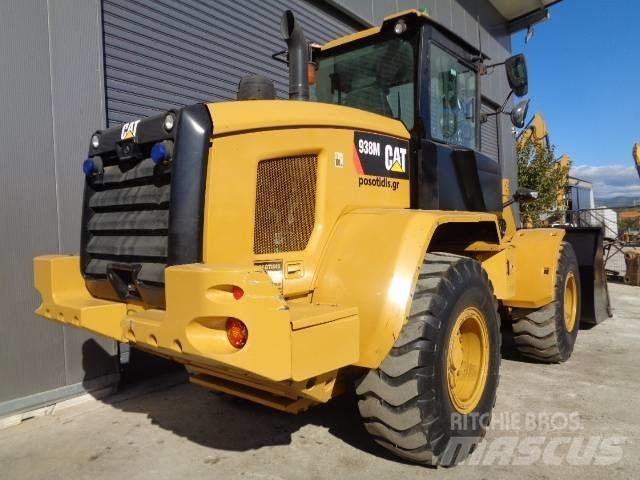 CAT 938M Фронтальные погрузчики