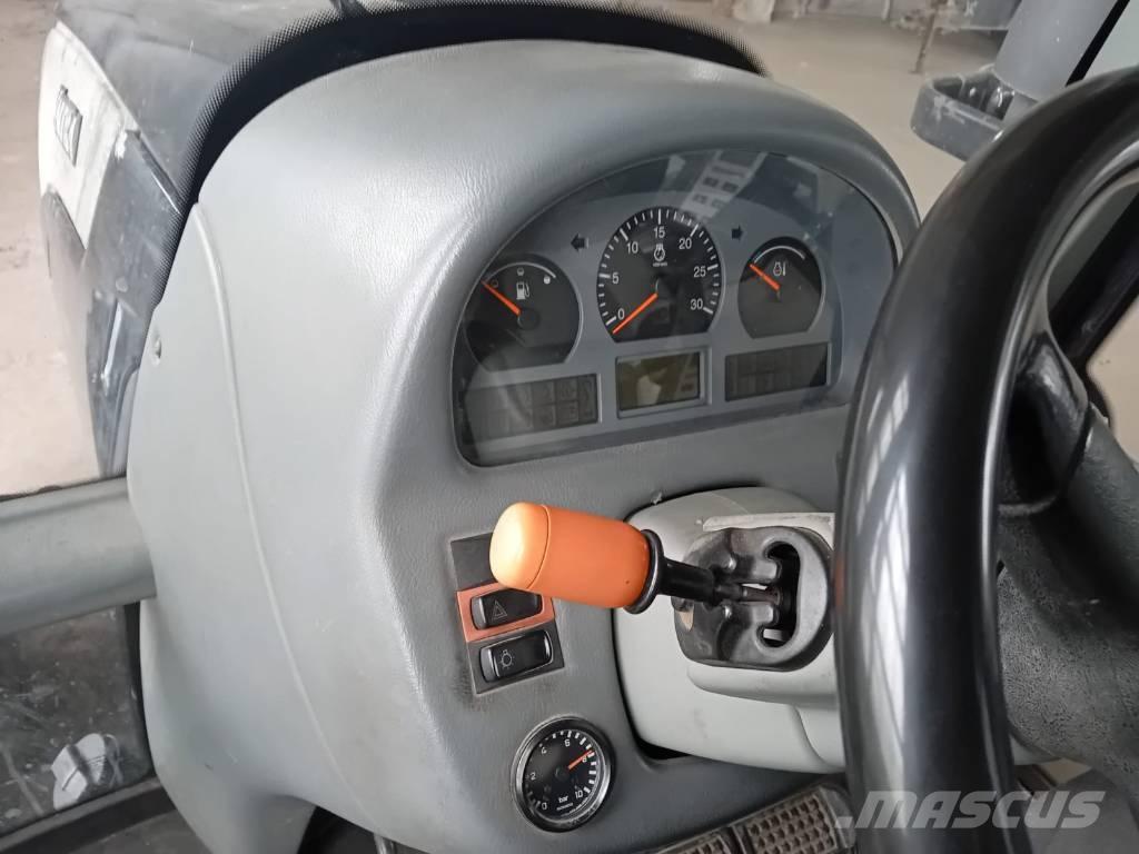 Valtra T 171 Трактора