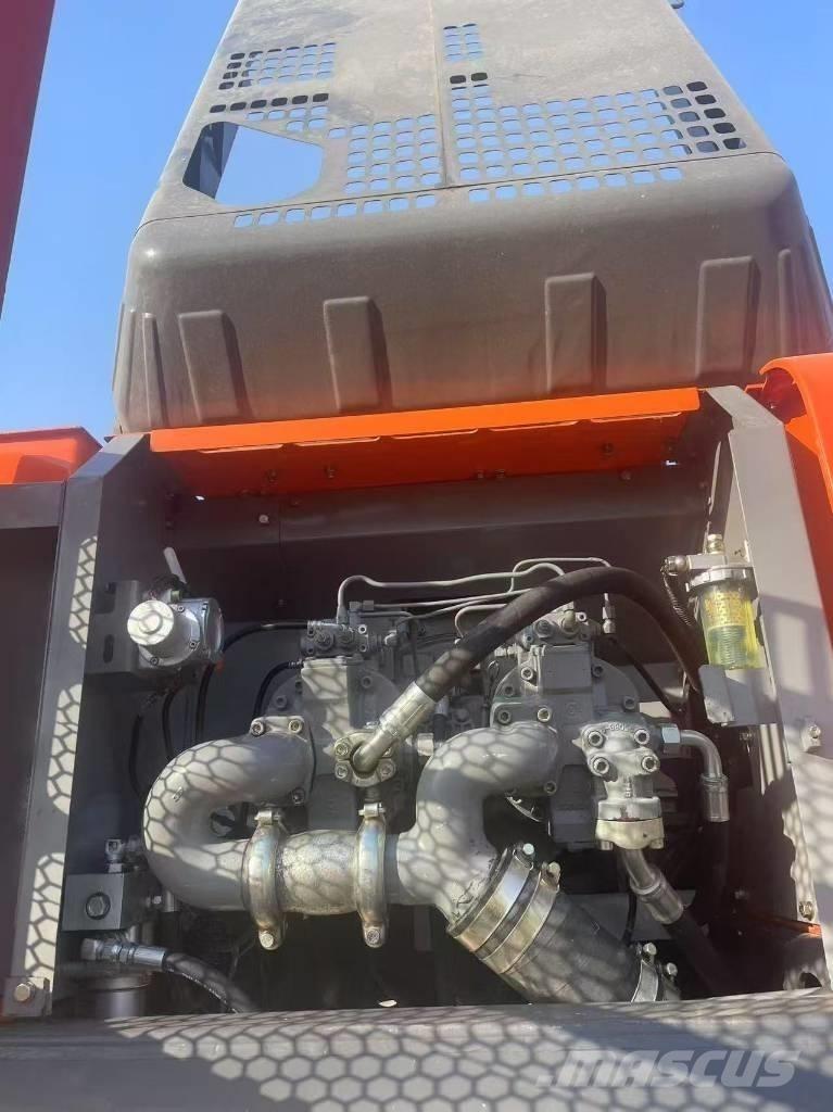 Hitachi ZX 350 Гусеничные экскаваторы