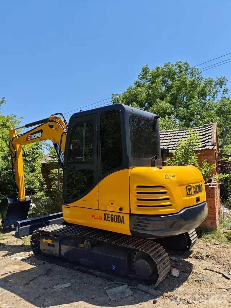 XCMG XE 60 DA Гусеничные экскаваторы