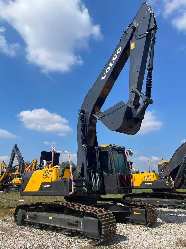 Volvo EC 240 Гусеничные экскаваторы