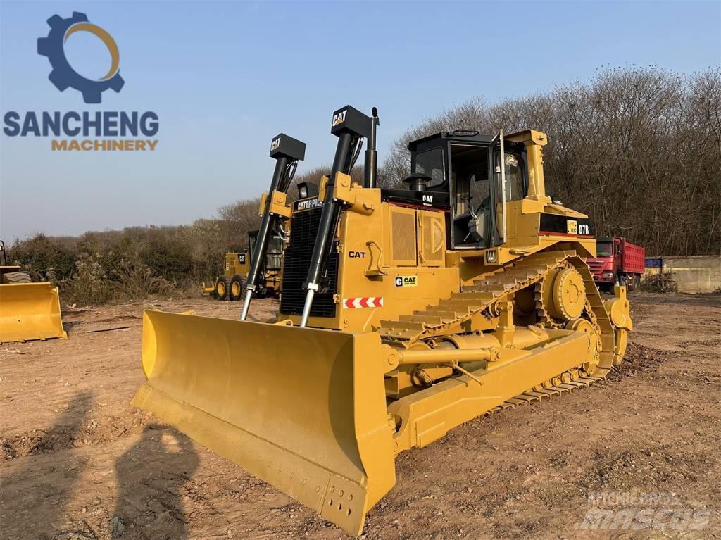 CAT D 7 R Гусеничные бульдозеры