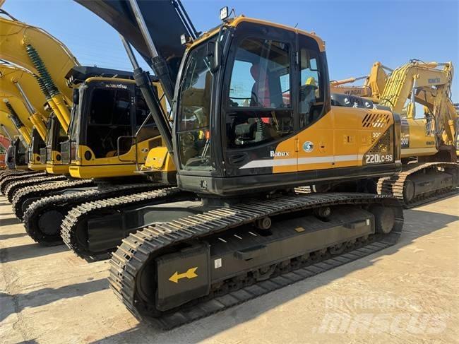 Hyundai Robex 220 LC Гусеничные экскаваторы