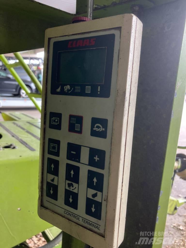CLAAS Rollant 255 RC Рулонные пресс-подборщики