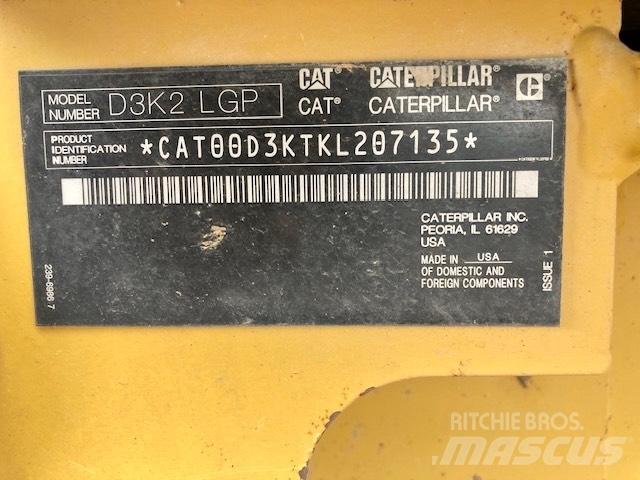 CAT D 3 K 2 LGP Гусеничные бульдозеры