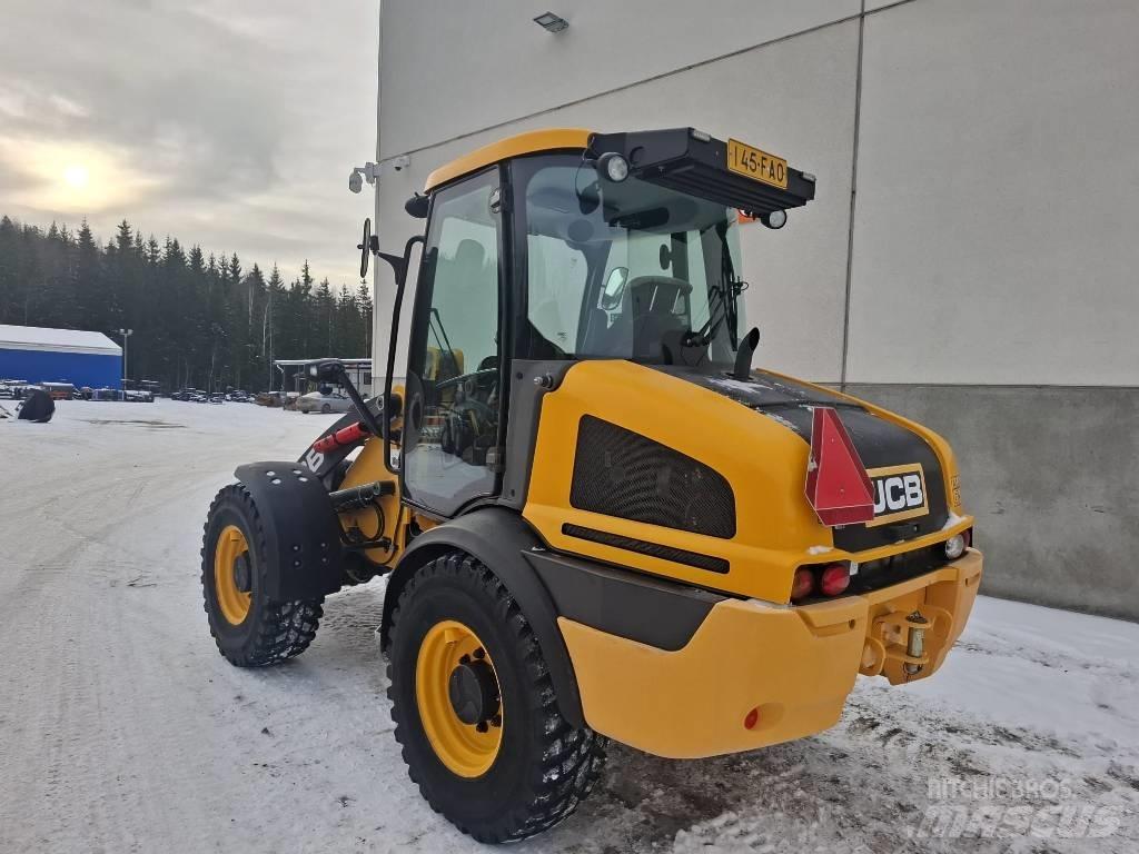 JCB 409 Фронтальные погрузчики