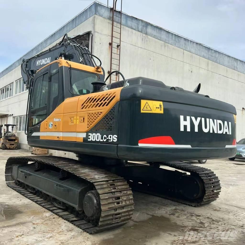 Hyundai R300LC-9S Гусеничные экскаваторы